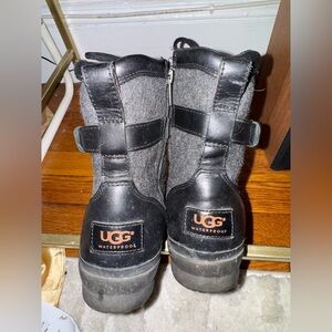 Lightly loved - UGG Black and Gray Waterproof Boots